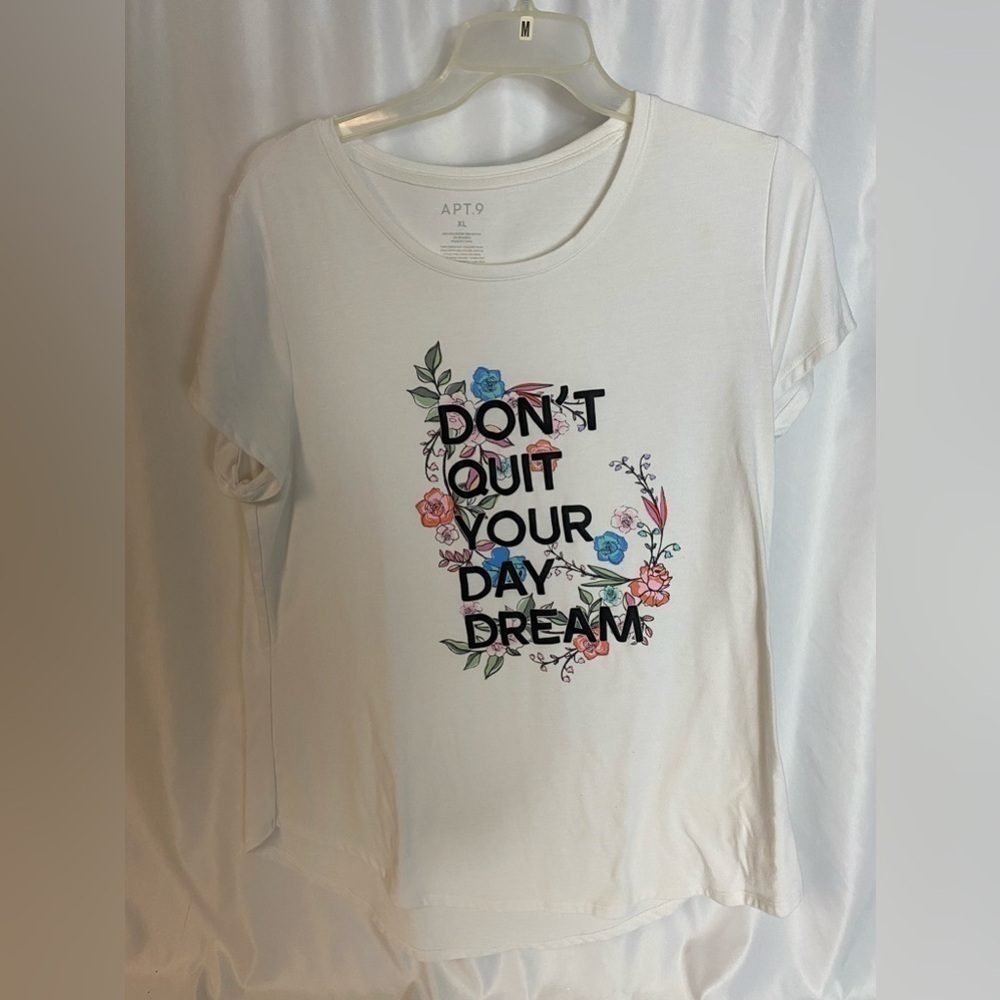 Apt. 9 Top